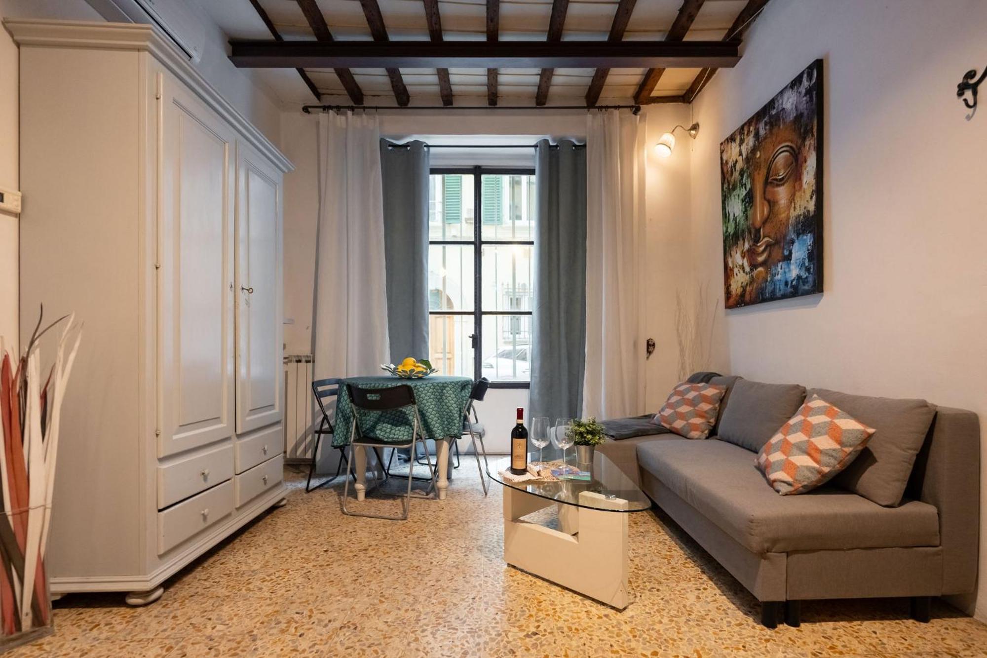 F1 - Santa Croce One Bedroom Apartment For Couples فلورنس المظهر الخارجي الصورة