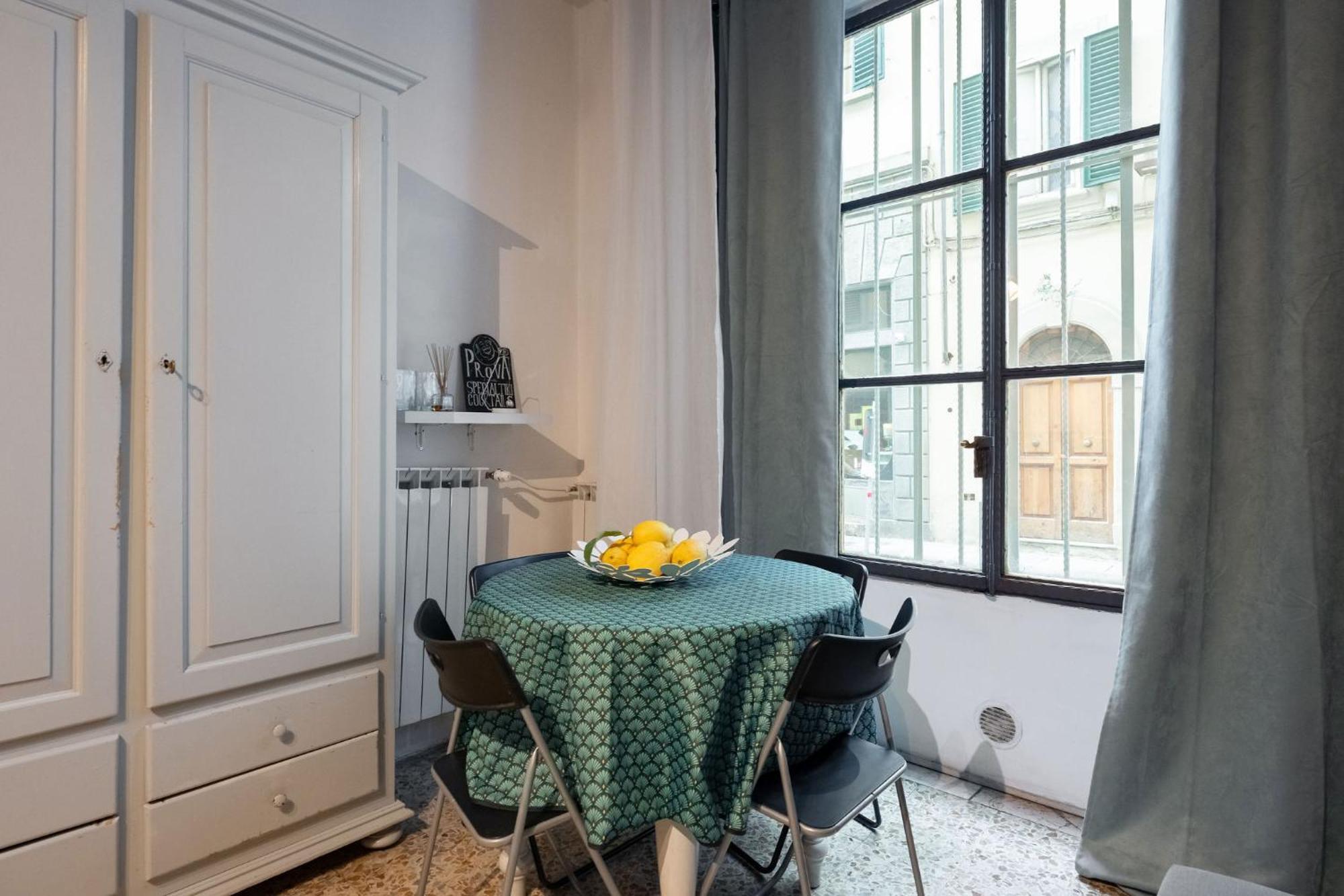 F1 - Santa Croce One Bedroom Apartment For Couples فلورنس المظهر الخارجي الصورة